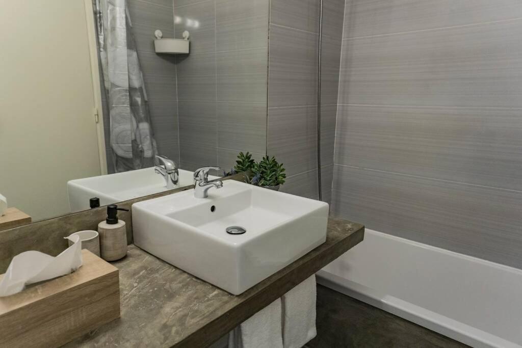Lalitana Center Apartment Lagos Eksteriør billede